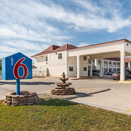 Motel 6-San Marcos, Tx - North Buitenkant foto