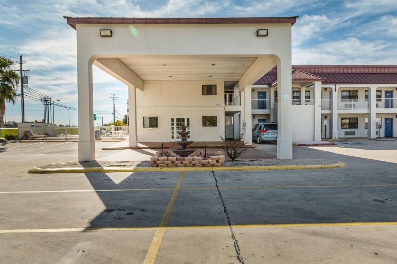 Motel 6-San Marcos, Tx - North Buitenkant foto