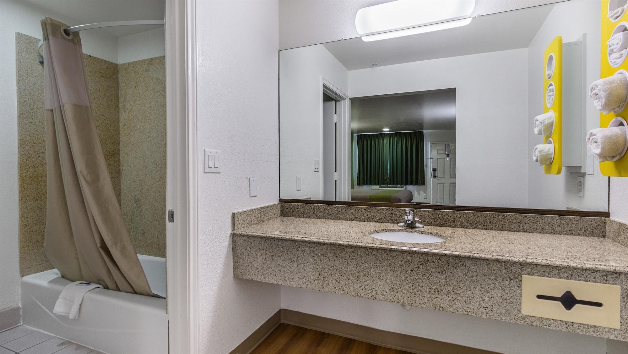 Motel 6-San Marcos, Tx - North Buitenkant foto