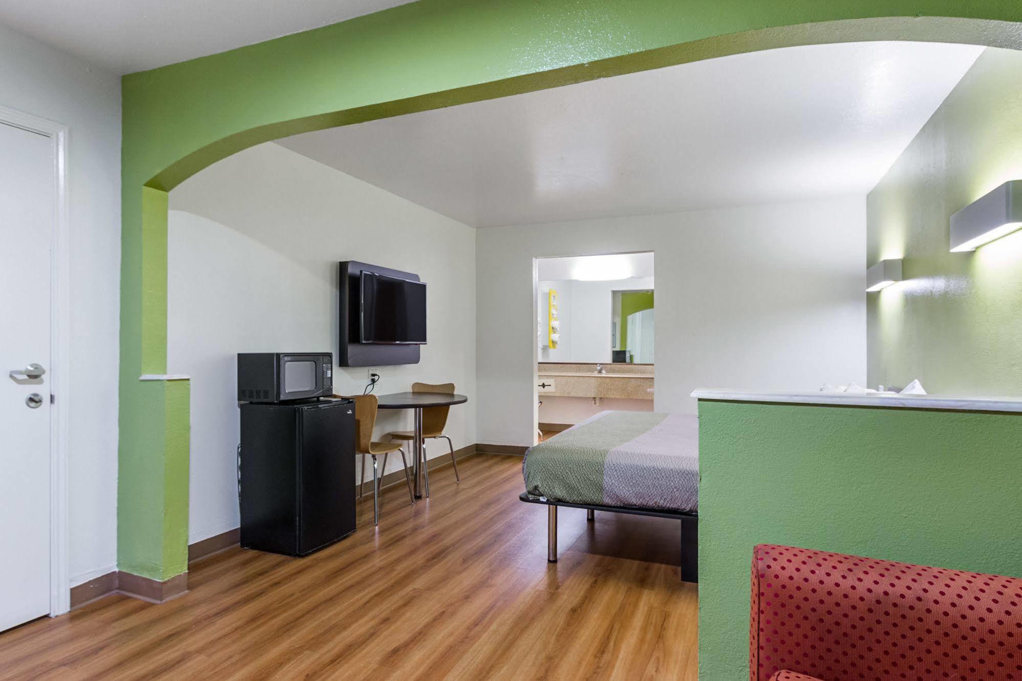 Motel 6-San Marcos, Tx - North Buitenkant foto