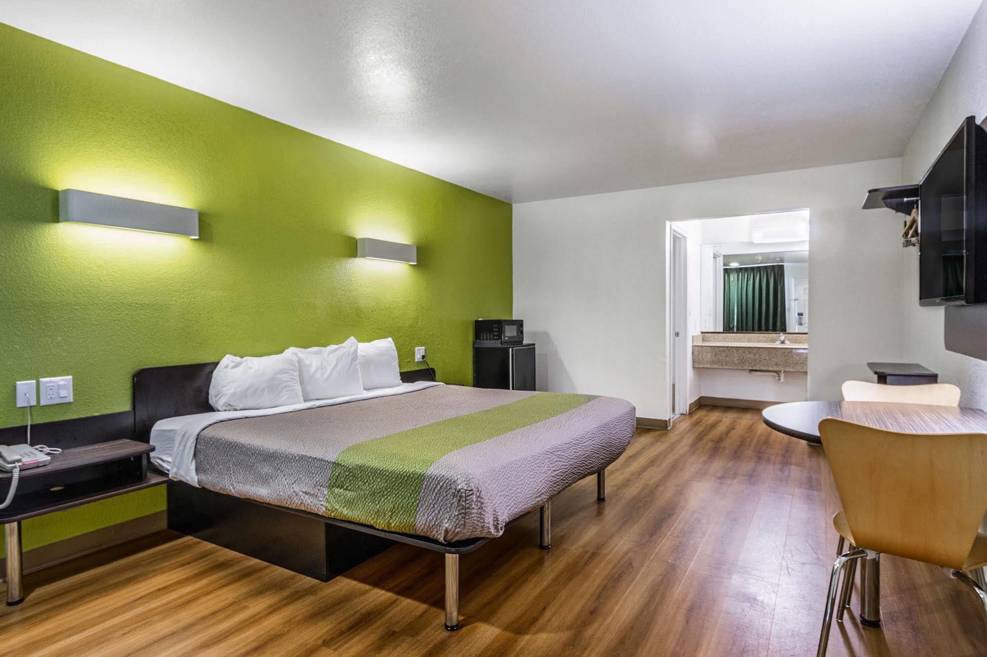 Motel 6-San Marcos, Tx - North Buitenkant foto